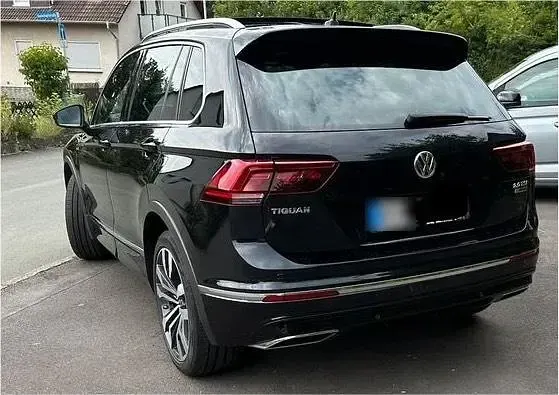 Gebraucht VW Tiguan R-line 220 PS (161 kW) 2017 Schwarz SUV