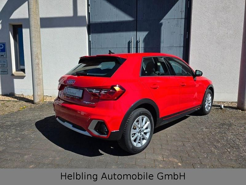 Gebraucht Audi A1 Sport 110 PS (80 kW) 2021 Rot SUV