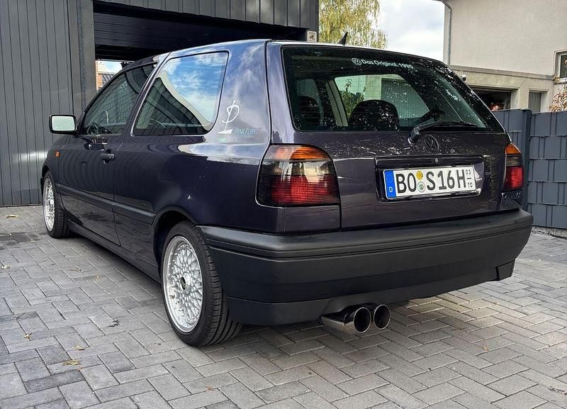 Gebraucht VW Golf III 75 PS (55 kW) 1995 Violet Limousine