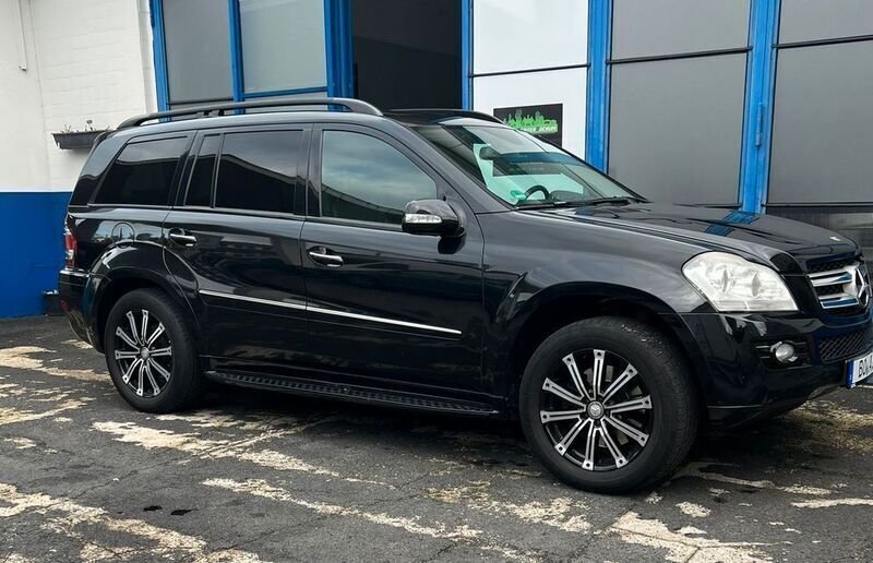 Schwarz Gebraucht 2006 Mercedes GL420 SUV | 9.900 € (Etwas zu teuer) - Bild 1/4