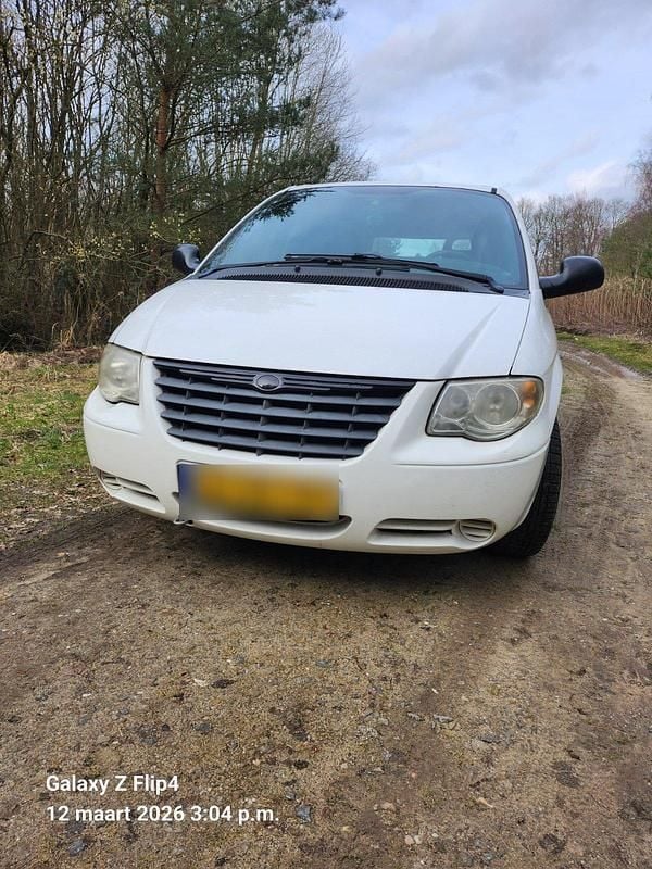 Gebraucht Chrysler Voyager 150 PS (110 kW) 2006 Weiß Van / Kleinbus