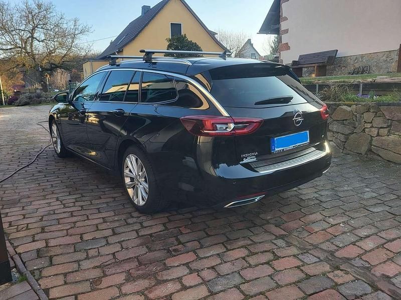 Gebraucht Opel Insignia Business 174 PS (127 kW) 2021 Schwarz Kombi