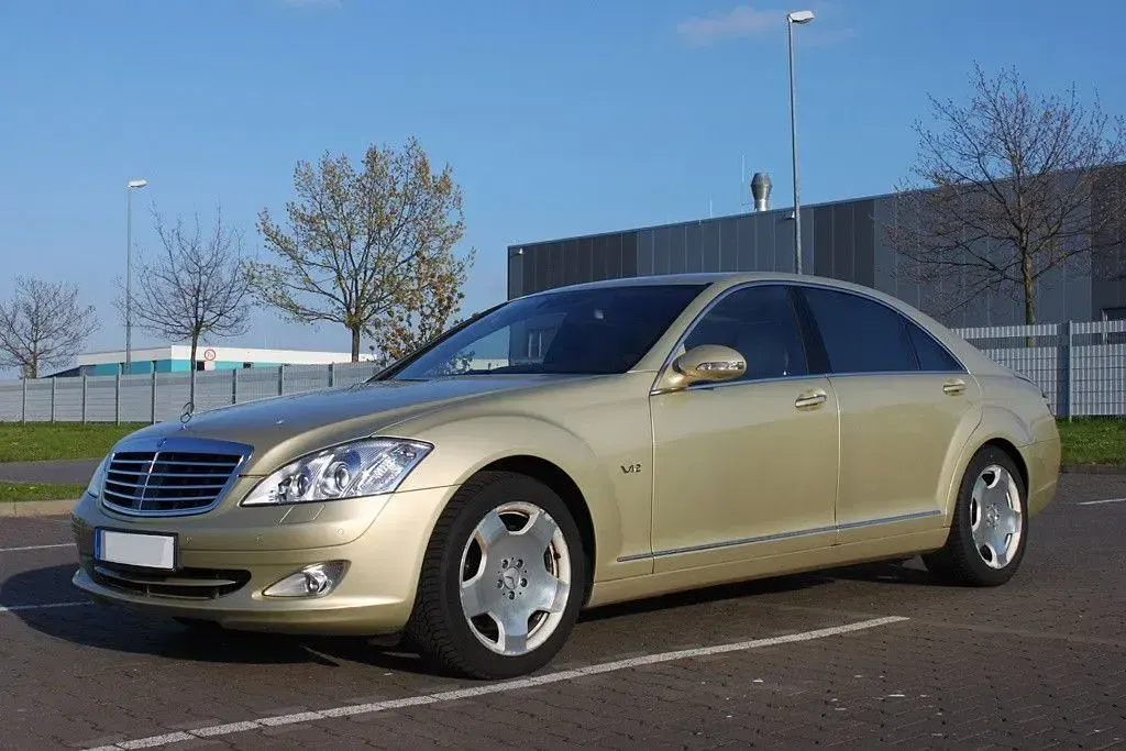 Gebraucht Mercedes S600L 517 PS (380 kW) 2006 Gold Limousine