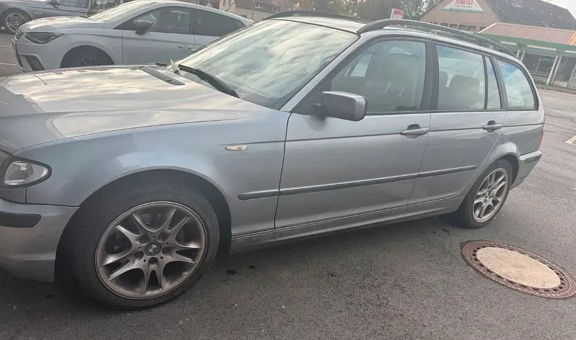 Gebraucht BMW 316 116 PS (85 kW) 2003 Grau Kombi