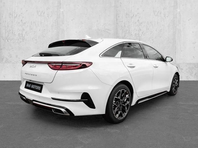 Neu Kia ProCeed GT-Line 140 PS (102 kW) 2025 Carraraweiß Kleinwagen