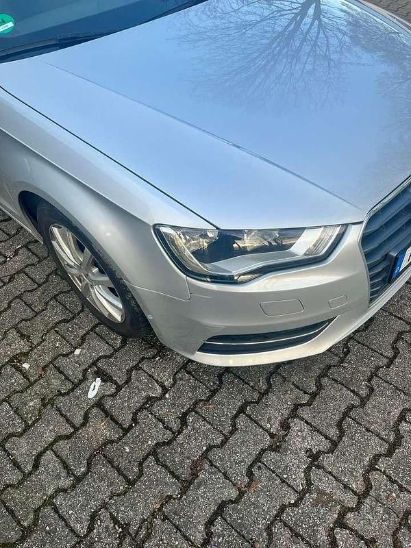 Gebraucht Audi A3 Design 122 PS (89 kW) 2013 Grau Limousine