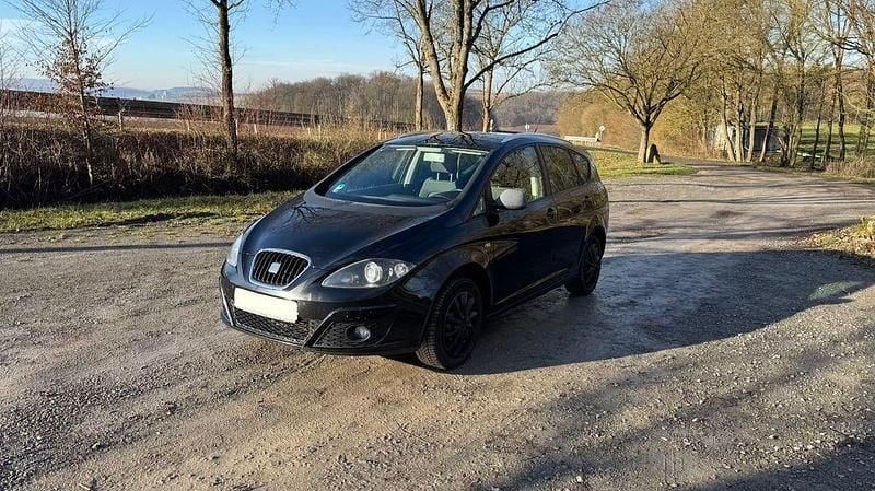 Gebraucht 2013 Seat Altea Style Van / Kleinbus | 4.999 € (Etwas zu teuer) - Bild 1/4