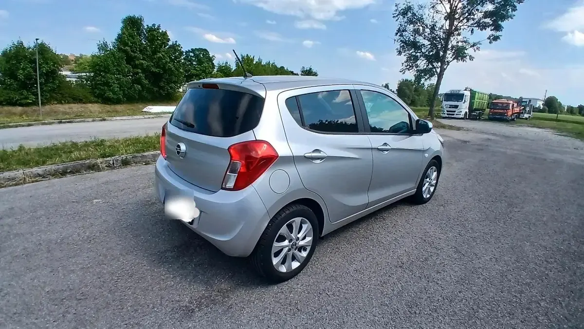 Gebraucht Opel Karl 75 PS (55 kW) 2017 Silber Kleinwagen