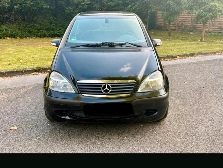 Schwarz Gebraucht 2004 Mercedes A160 Classic Kleinwagen | 3.099 € (Etwas zu teuer) - Bild 1/4