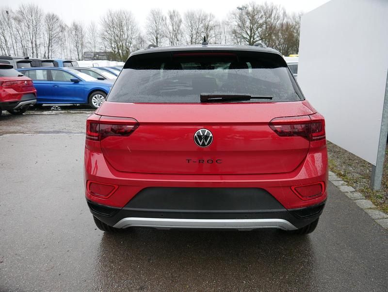 Neu VW T-Roc Style 150 PS (110 kW) 2025 Kings red metallic/dach schwarz SUV