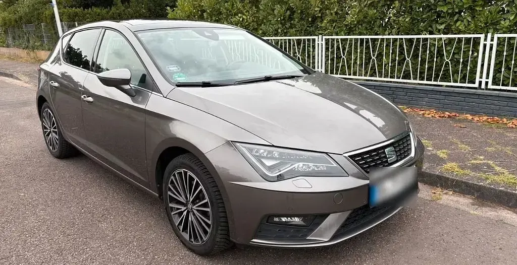 Gebraucht Seat Leon XCELLENCE 150 PS (110 kW) 2017 Braun Limousine