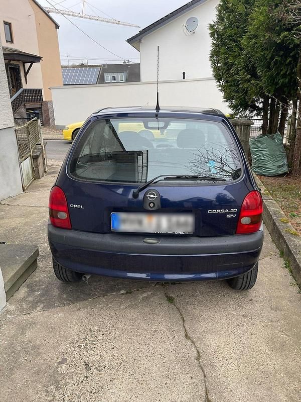 Blau Gebraucht 1999 Opel Corsa Kleinwagen | 1.200 € - Bild 1/4