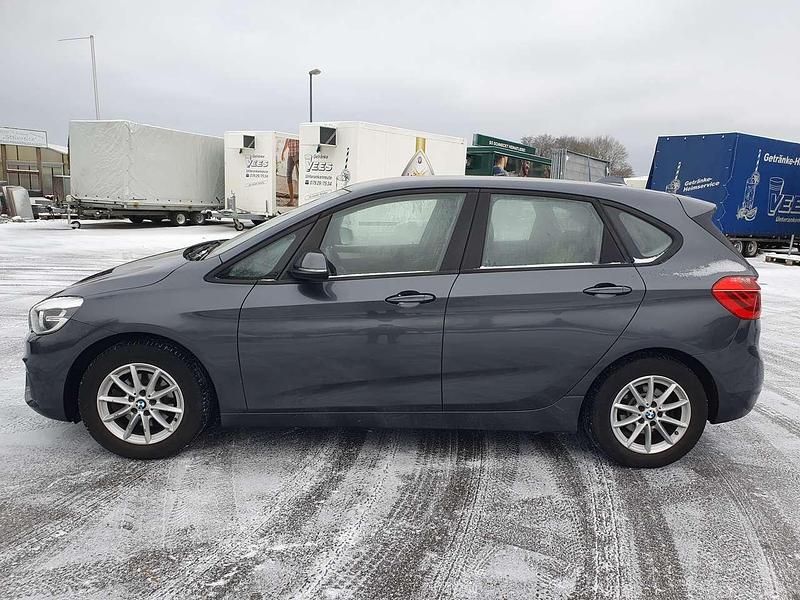 Grau Gebraucht 2016 BMW 216 Kombi | 7.500 € (Superpreis) - Bild 1/4