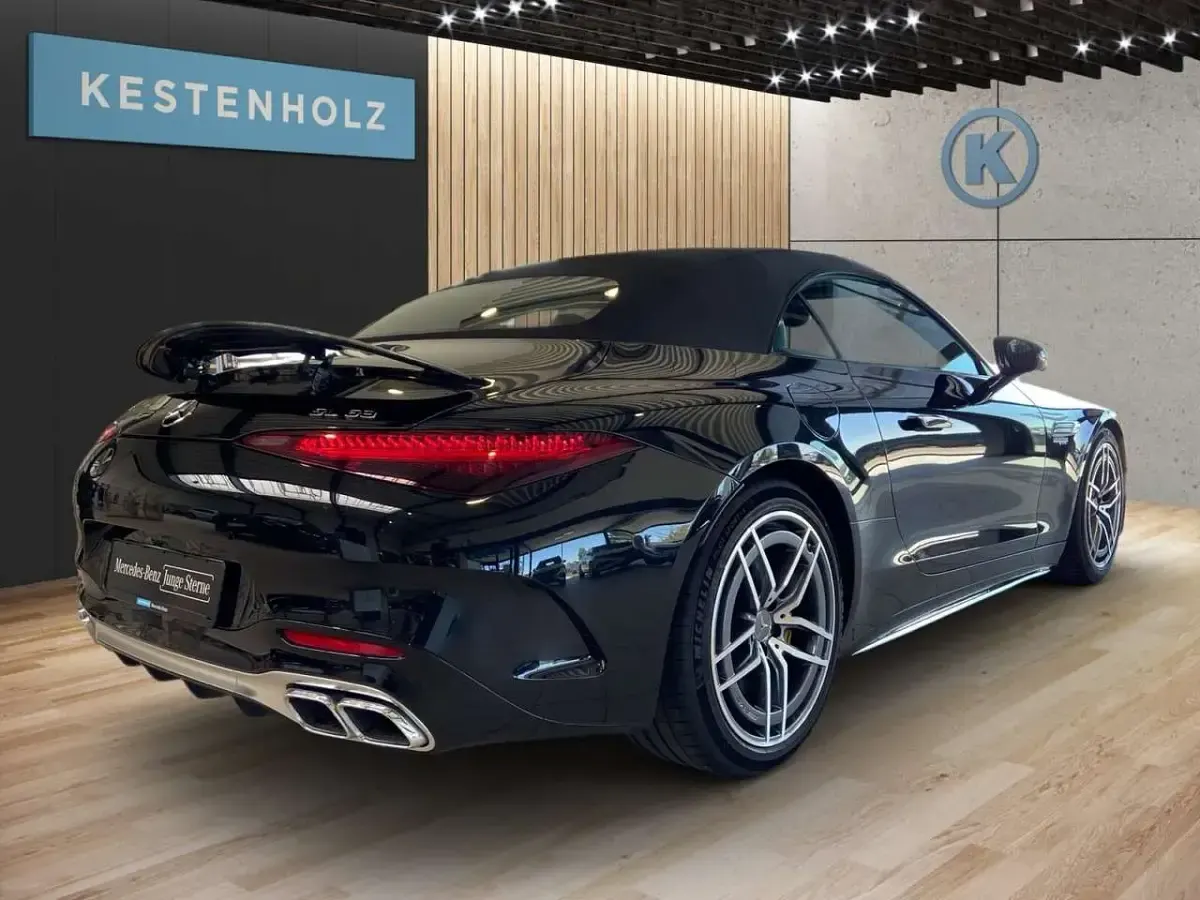 Gebraucht Mercedes SL63 AMG Premium 585 PS (430 kW) 2025 Schwarz Cabrio