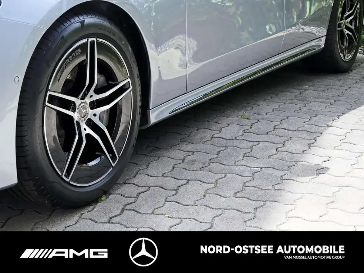 Gebraucht Mercedes E300 AMG 197 PS (144 kW) 2025 Metalliclack hightechsilber Kombi