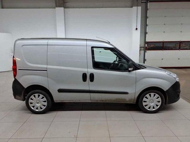 Gebraucht Opel Combo 95 PS (69 kW) 2018 Andere Van / Kleinbus