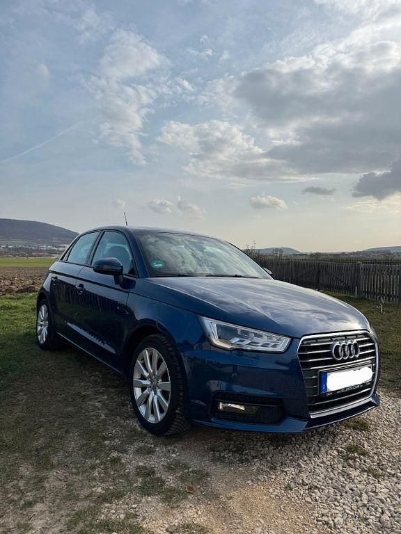 Gebraucht Audi A1 Sportback 90 PS (66 kW) 2018 Blau Kleinwagen