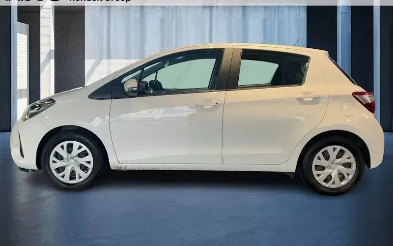 Gebraucht Toyota Yaris Comfort 111 PS (81 kW) 2020 Weiß Limousine
