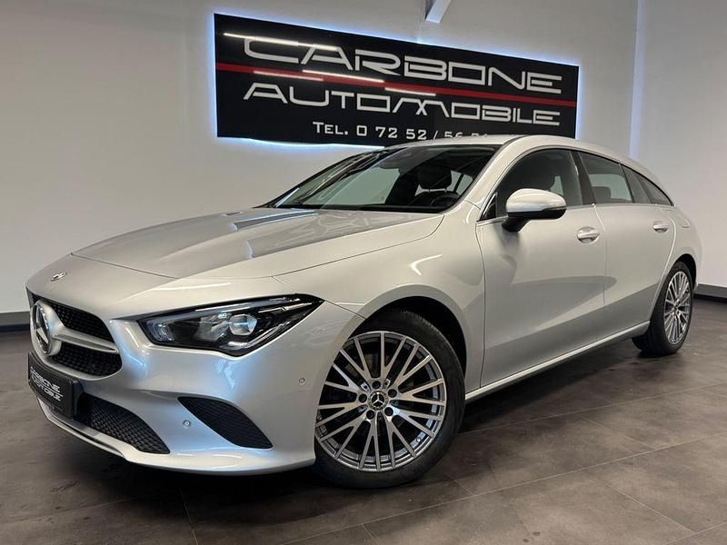 Silber Gebraucht 2021 Mercedes CLA200 Limousine | 21.900 € (Guter Preis) - Bild 1/4