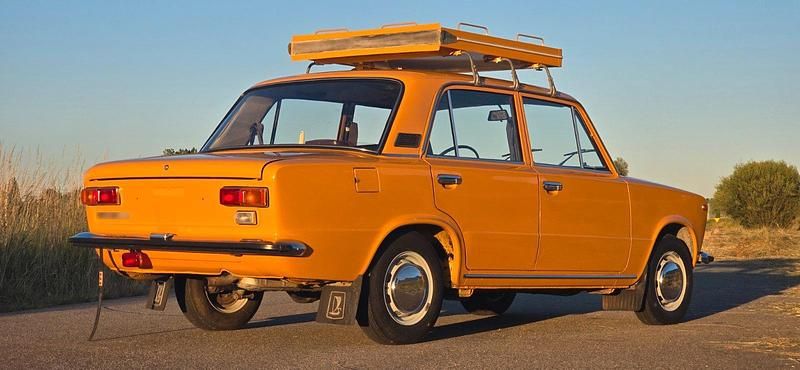 Second-hand Lada 1200 60 CP (44 kW) 1984 Berlinǎ