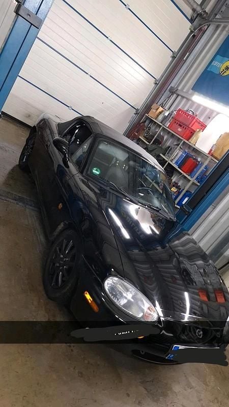 Schwarz Gebraucht 2000 Mazda MX5 Cabrio | 3.000 € (Superpreis) - Bild 1/4