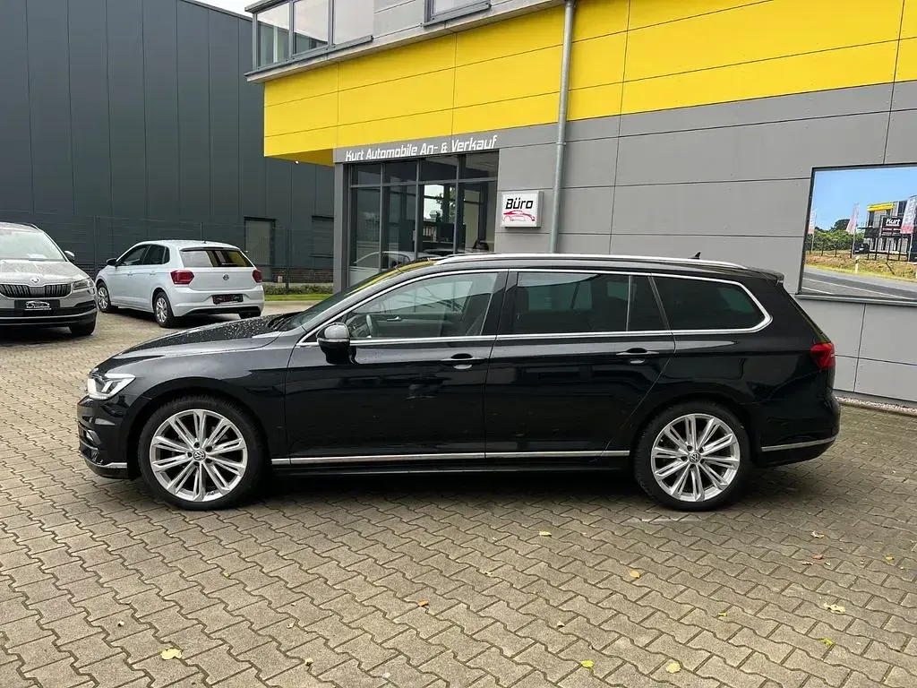 Gebraucht VW Passat Highline 190 PS (139 kW) 2019 Schwarz Kombi