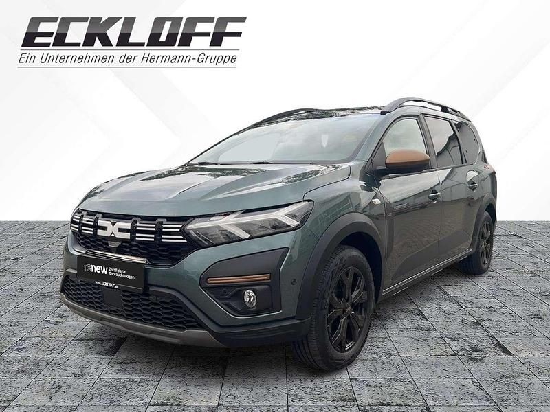 Zedergrün (grün) Gebraucht 2023 Dacia Jogger Extreme Kombi | 19.590 € (Etwas zu teuer) - Bild 1/4