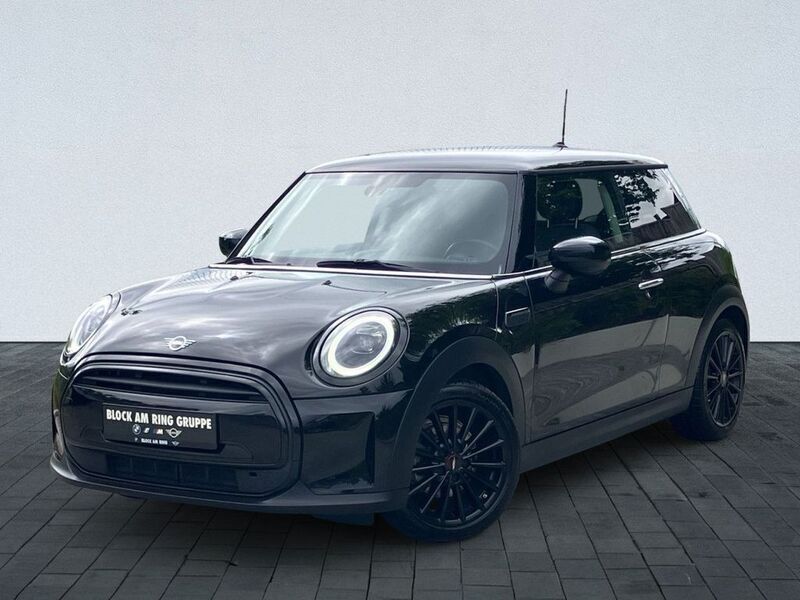 Midnight black (schwarz) Gebraucht 2022 Mini ONE Classic Kleinwagen | 18.210 € (Fairer Preis) - Bild 1/4