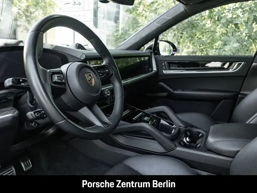 Gebraucht Porsche Cayenne Turbo E-Hybrid Coupe 740 PS (544 kW) 2024 Schwarz SUV
