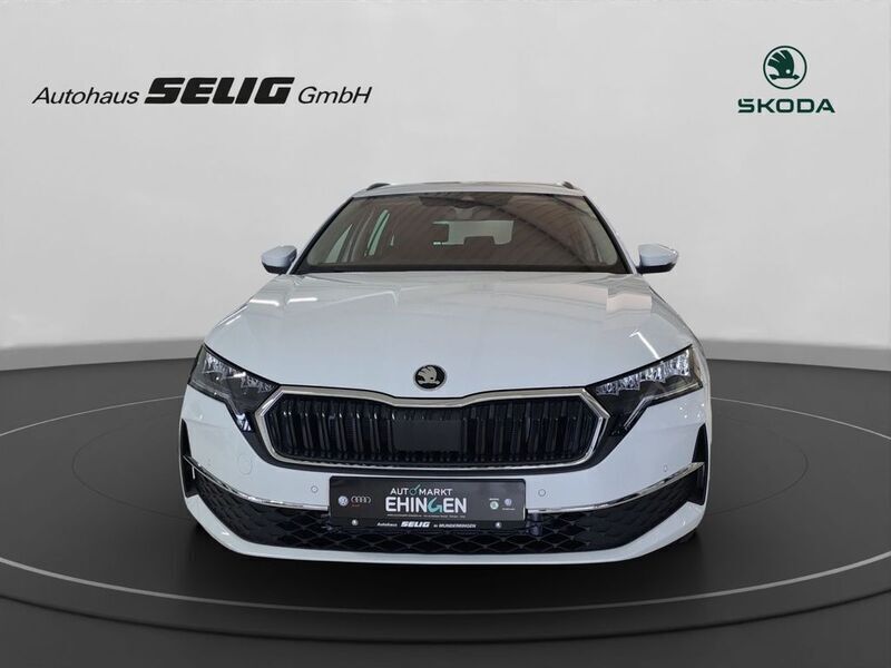 Gebraucht Skoda Octavia Selection 204 PS (150 kW) 2024 Candyweiß Kombi