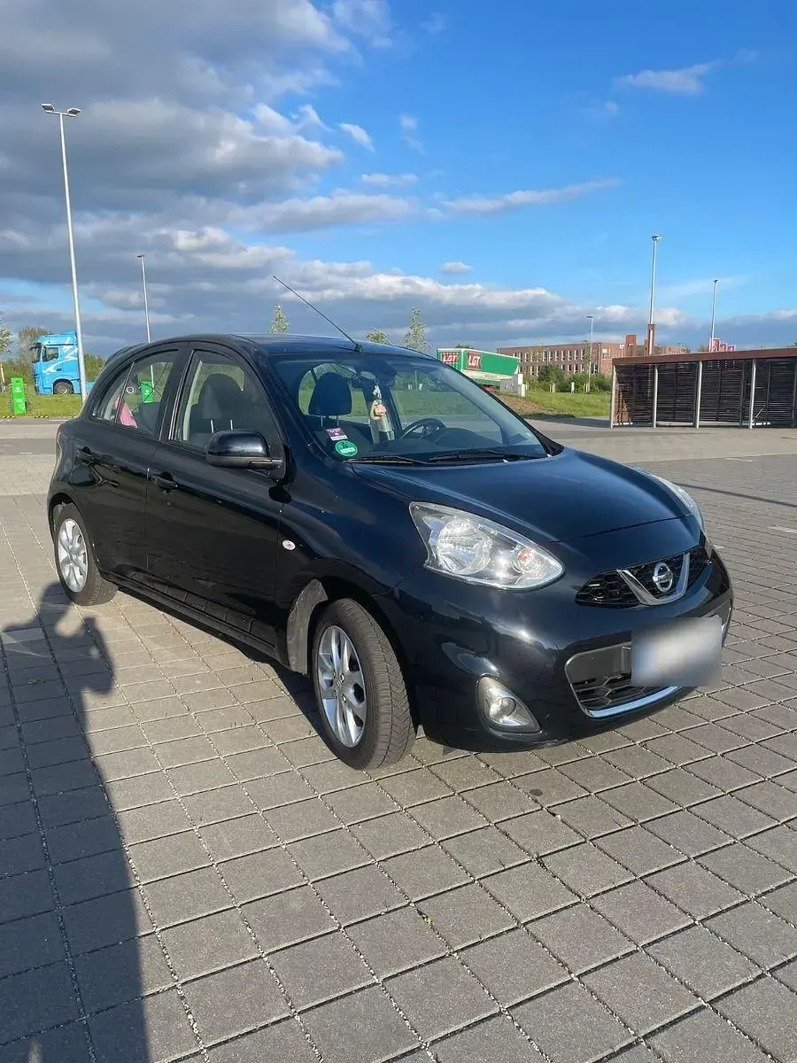 Gebraucht Nissan Micra Acenta 80 PS (58 kW) 2015 Schwarz Kleinwagen