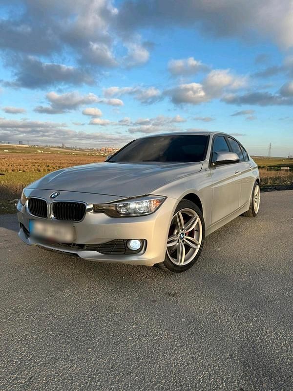 Usata BMW 318 143 CV (105 kW) 2013 Berlina