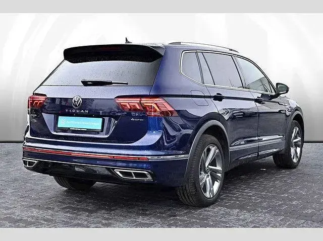 Gebraucht VW Tiguan Allspace R-line 200 PS (147 kW) 2022 Blau SUV
