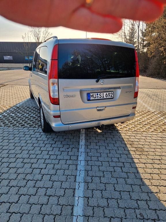 Gebraucht Mercedes Viano 204 PS (150 kW) 2007 Silber Van / Kleinbus