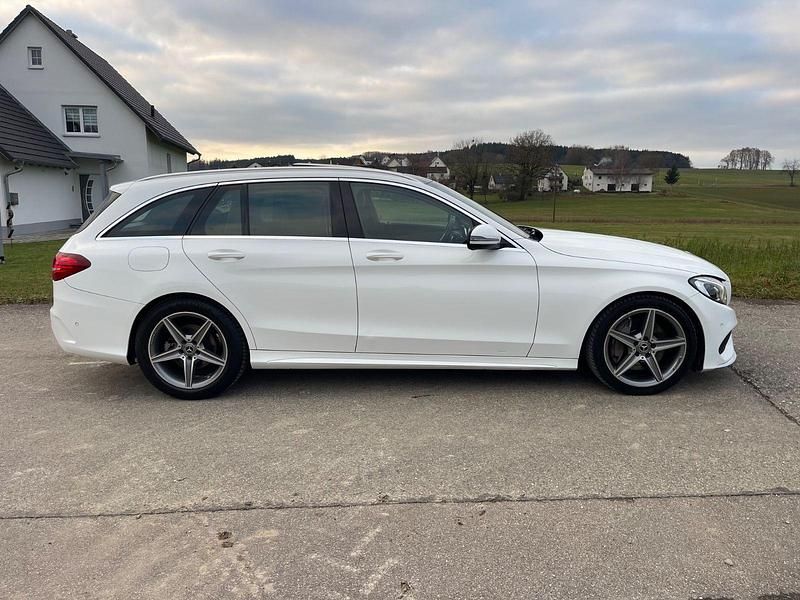 Gebraucht Mercedes C250 AMG line 211 PS (155 kW) 2017 Weiß Kombi