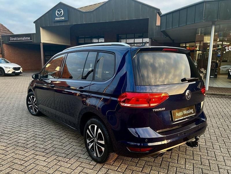Gebraucht VW Touran United 150 PS (110 kW) 2020 Blau Van / Kleinbus