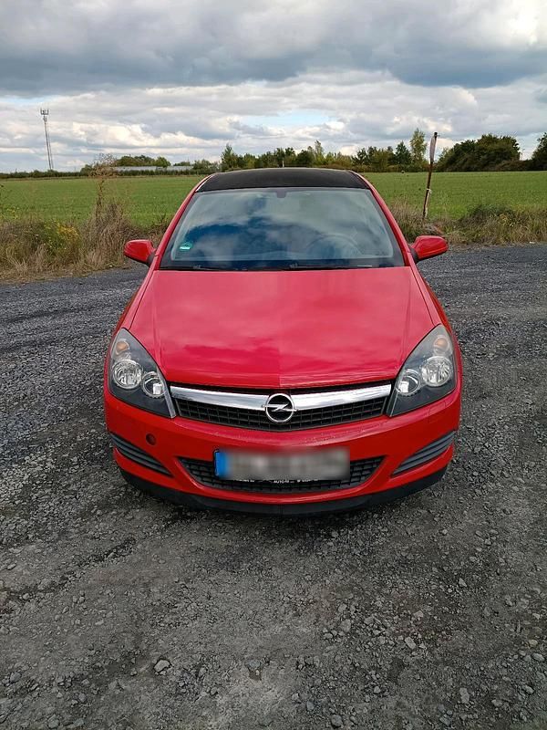 Gebraucht 2009 Opel Astra Coupé | 600 € (Superpreis) - Bild 1/4