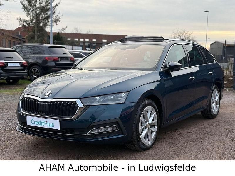 Blau Gebraucht 2023 Skoda Octavia Kombi | 26.490 € (Superpreis) - Bild 1/4