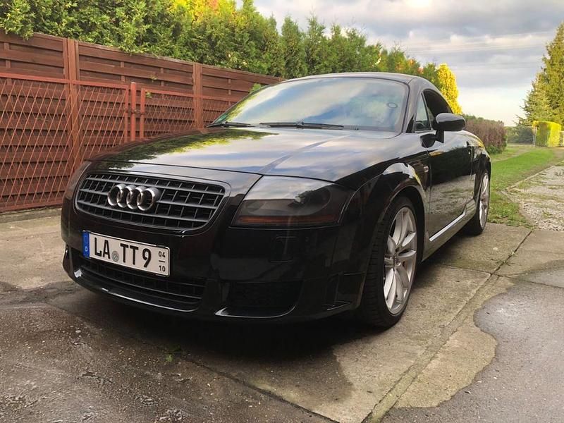 Schwarz Gebraucht 2005 Audi TT S-Line Coupé | 11.900 € (Teuer) - Bild 1/4