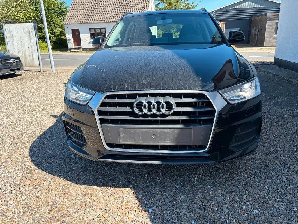 Gebraucht Audi Q3 Sport 150 PS (110 kW) 2015 Schwarz SUV
