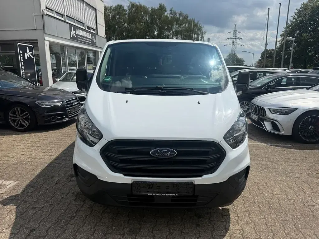 Gebraucht Ford Transit Custom 105 PS (77 kW) 2018 Weiß Van