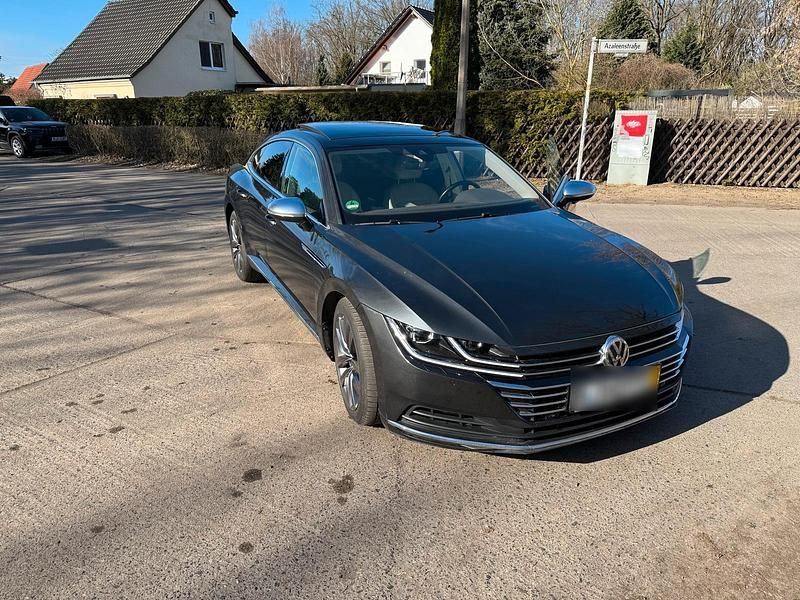 Gebraucht VW Arteon 240 PS (176 kW) 2018 Grau Kleinwagen