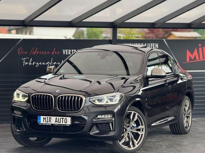 Grau Gebraucht 2019 BMW X4 Performance SUV | 44.900 € - Bild 1/4