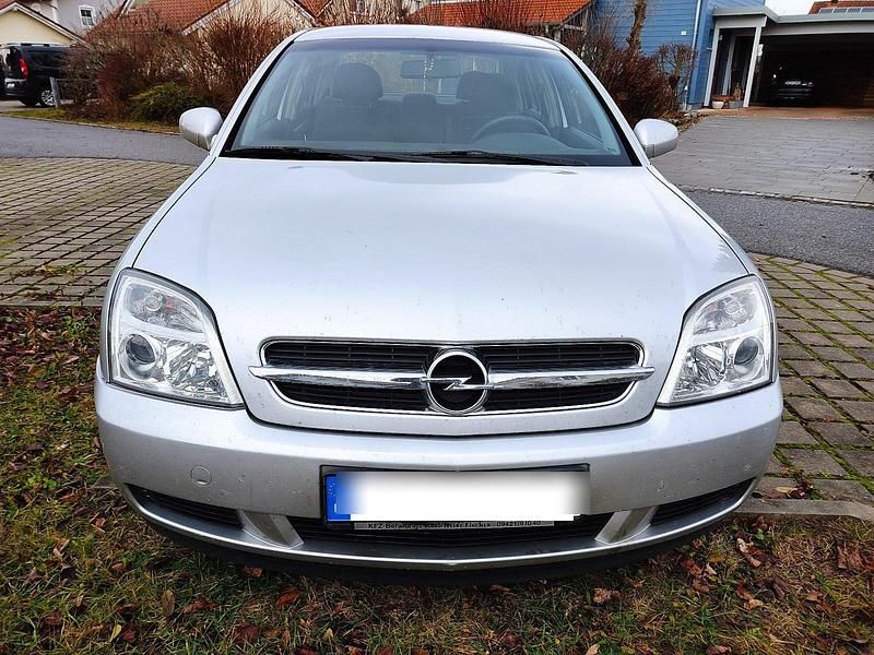 Silber Gebraucht 2002 Opel Vectra Limousine | 2.950 € (Etwas zu teuer) - Bild 1/4