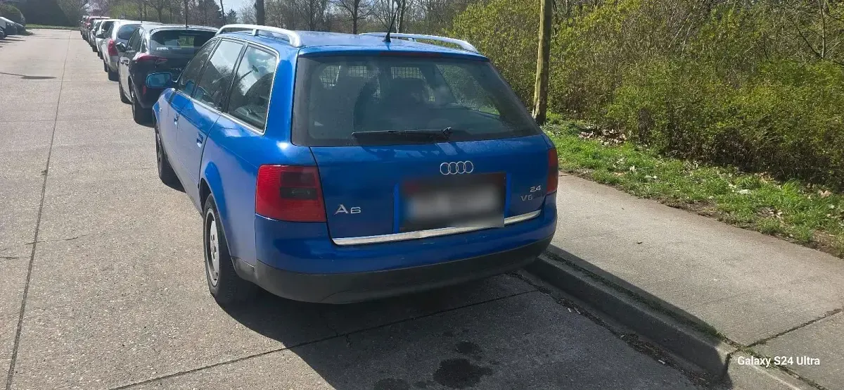 Second-hand Audi A6 165 CP (121 kW) 1998 Albastru Break