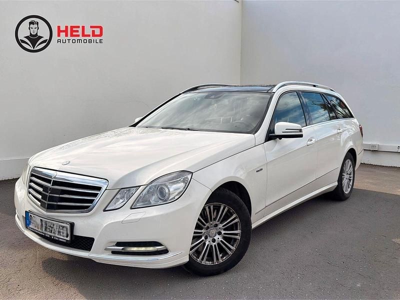Gebraucht Mercedes E350 Elegance 265 PS (194 kW) 2010 Weiß Kombi