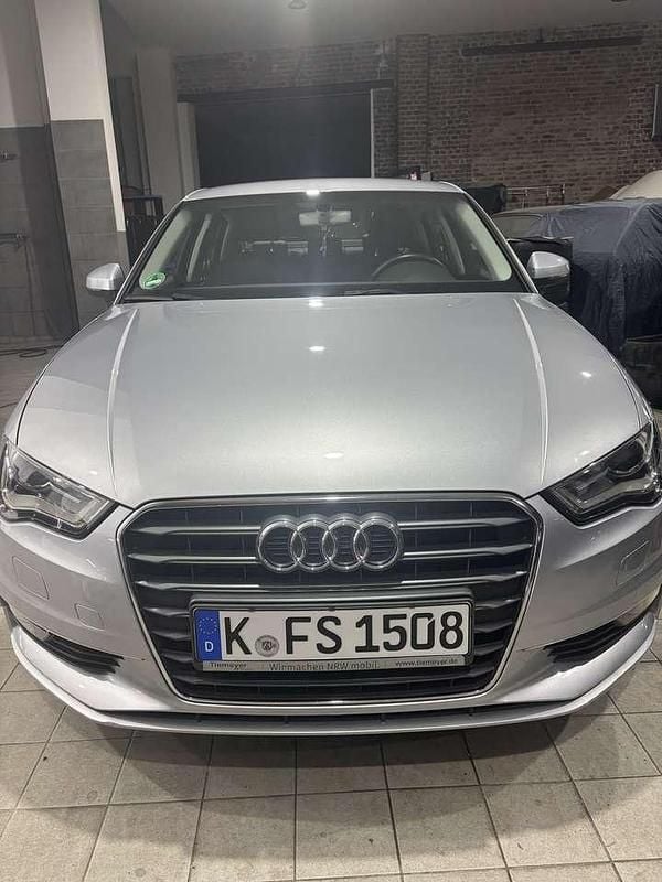 Gebraucht 2016 Audi A3 Ambiente Limousine | 13.500 € (Superpreis) - Bild 1/4