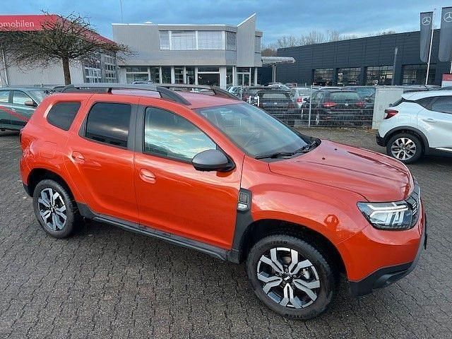 Gebraucht Dacia Duster Journey 150 PS (110 kW) 2023 Orange SUV
