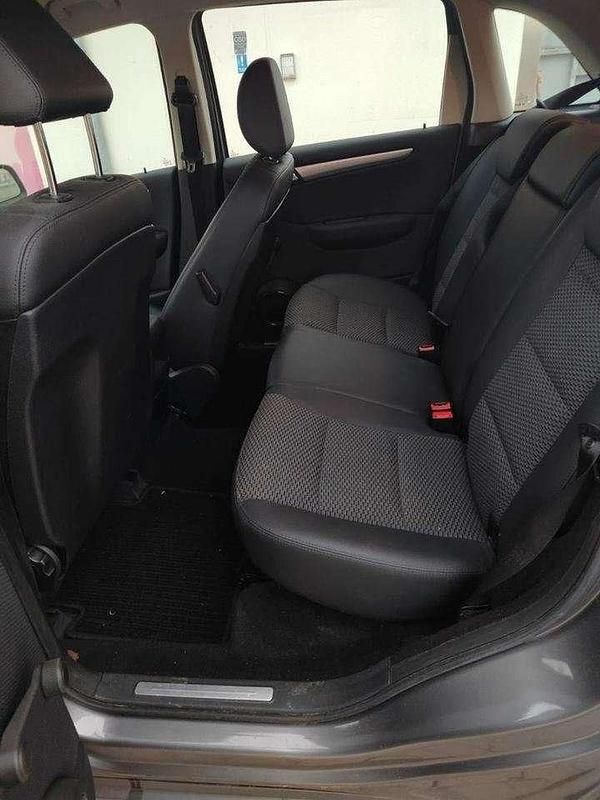 Gebraucht Mercedes B180 Sport Edition 109 PS (80 kW) 2010 Grau Van / Kleinbus