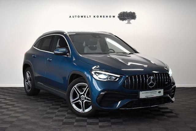 Denimblau metalliclack Gebraucht 2022 Mercedes GLA220 AMG line SUV | 38.000 € (Fairer Preis) - Bild 1/3